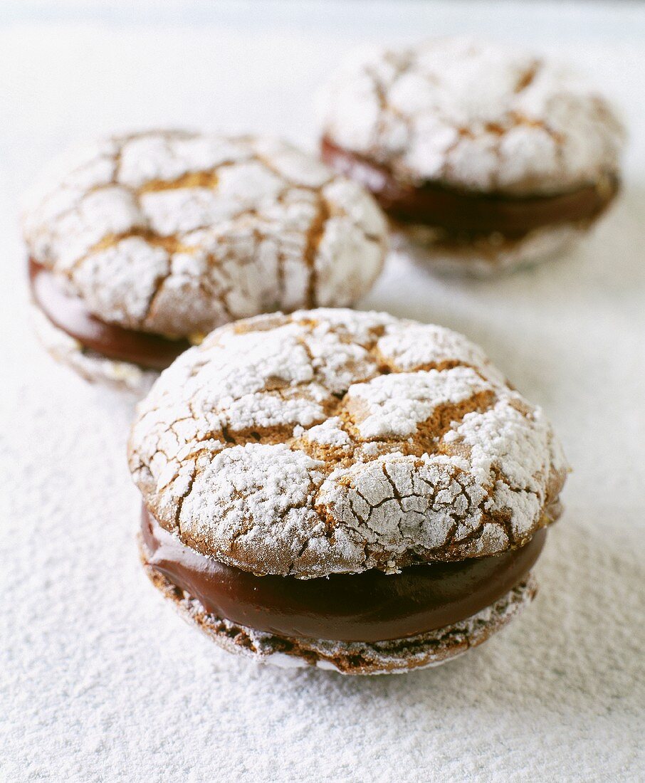 Amaretti mit Schokocreme