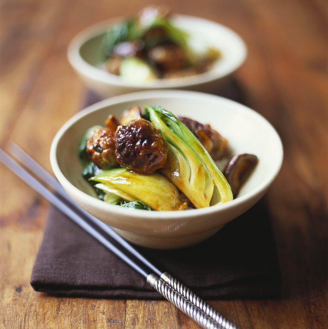 Sweet & sour meatballs with Asian vegetables & shiitake