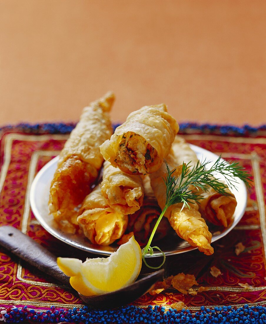 Savoury filled filo pastry rolls