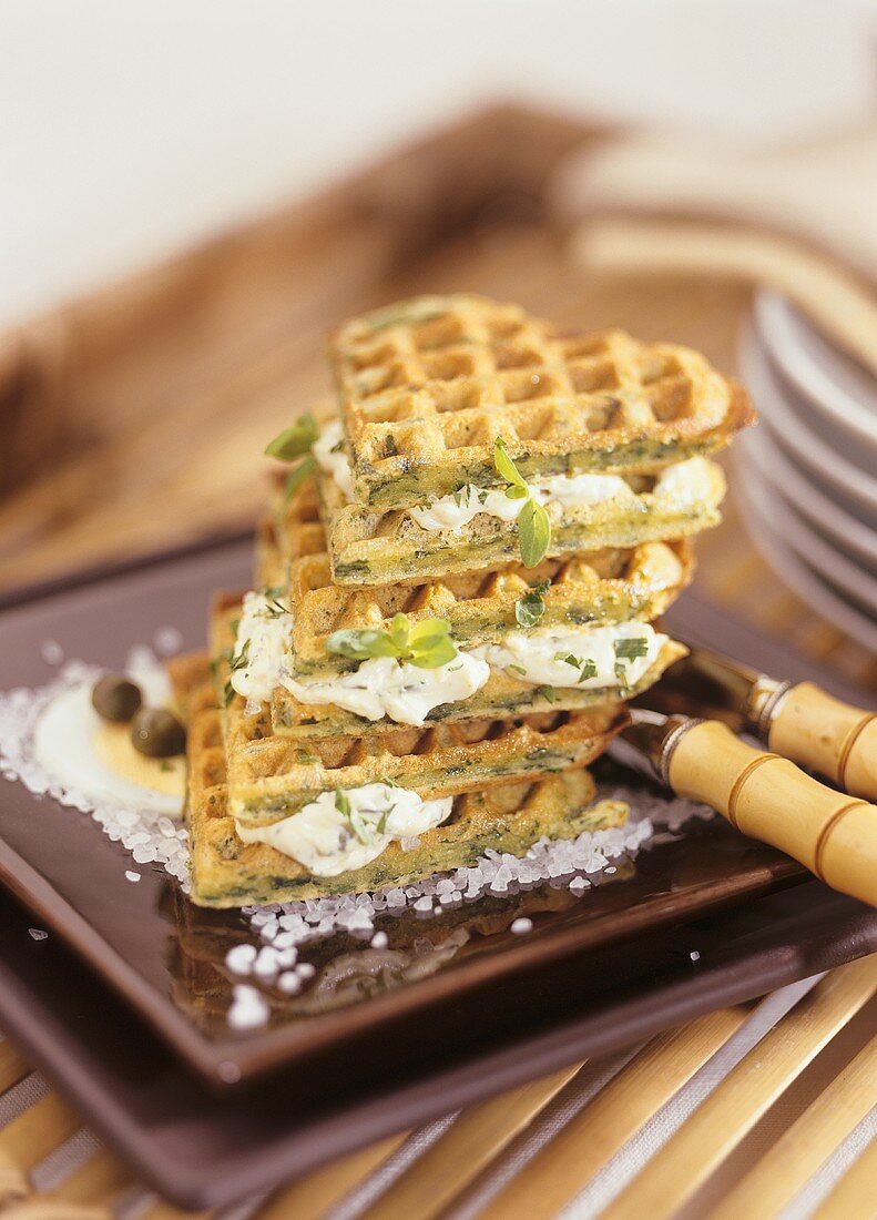 Spinach waffles with soft cheese