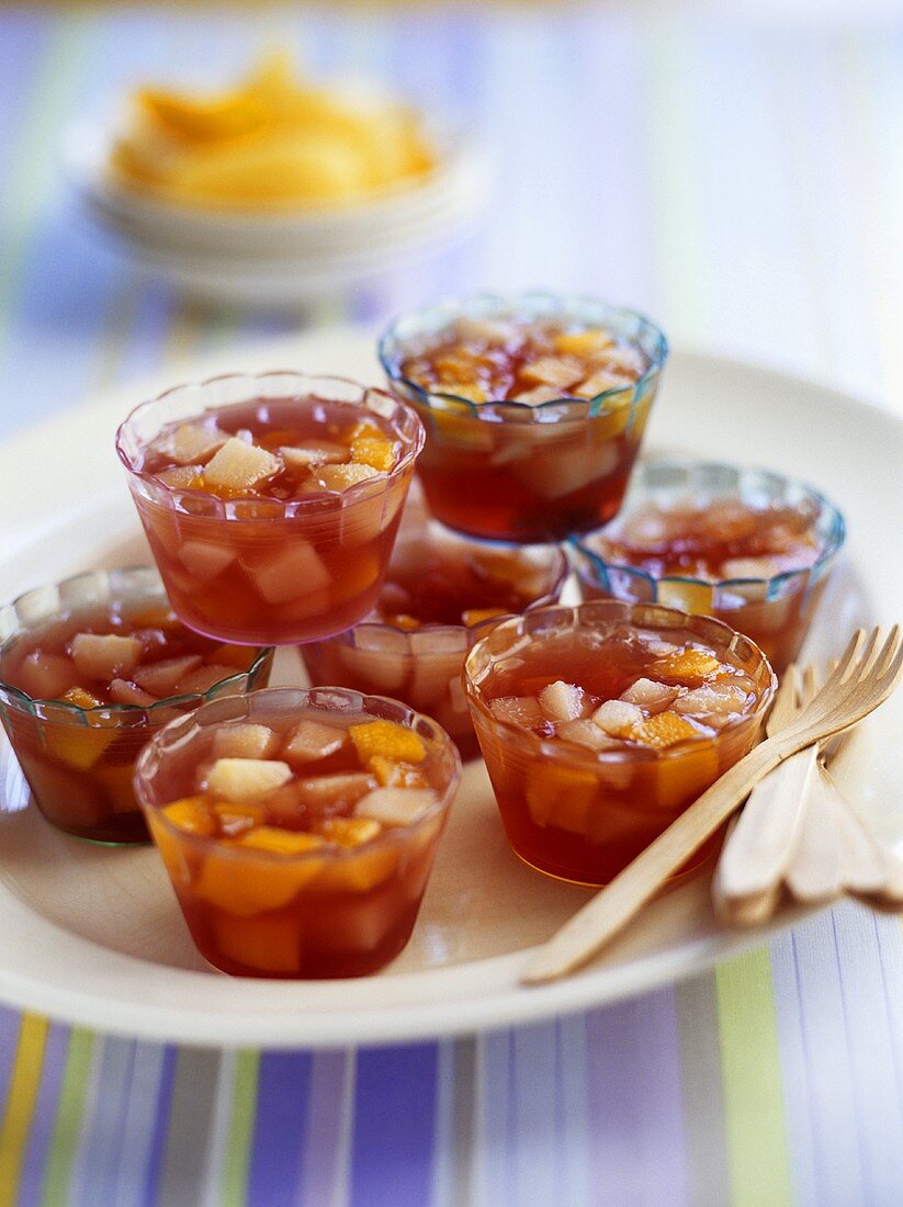Jellies with tinned fruit