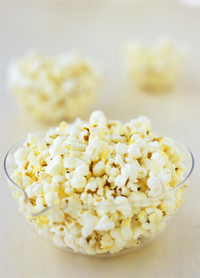 Schüssel mit Popcorn