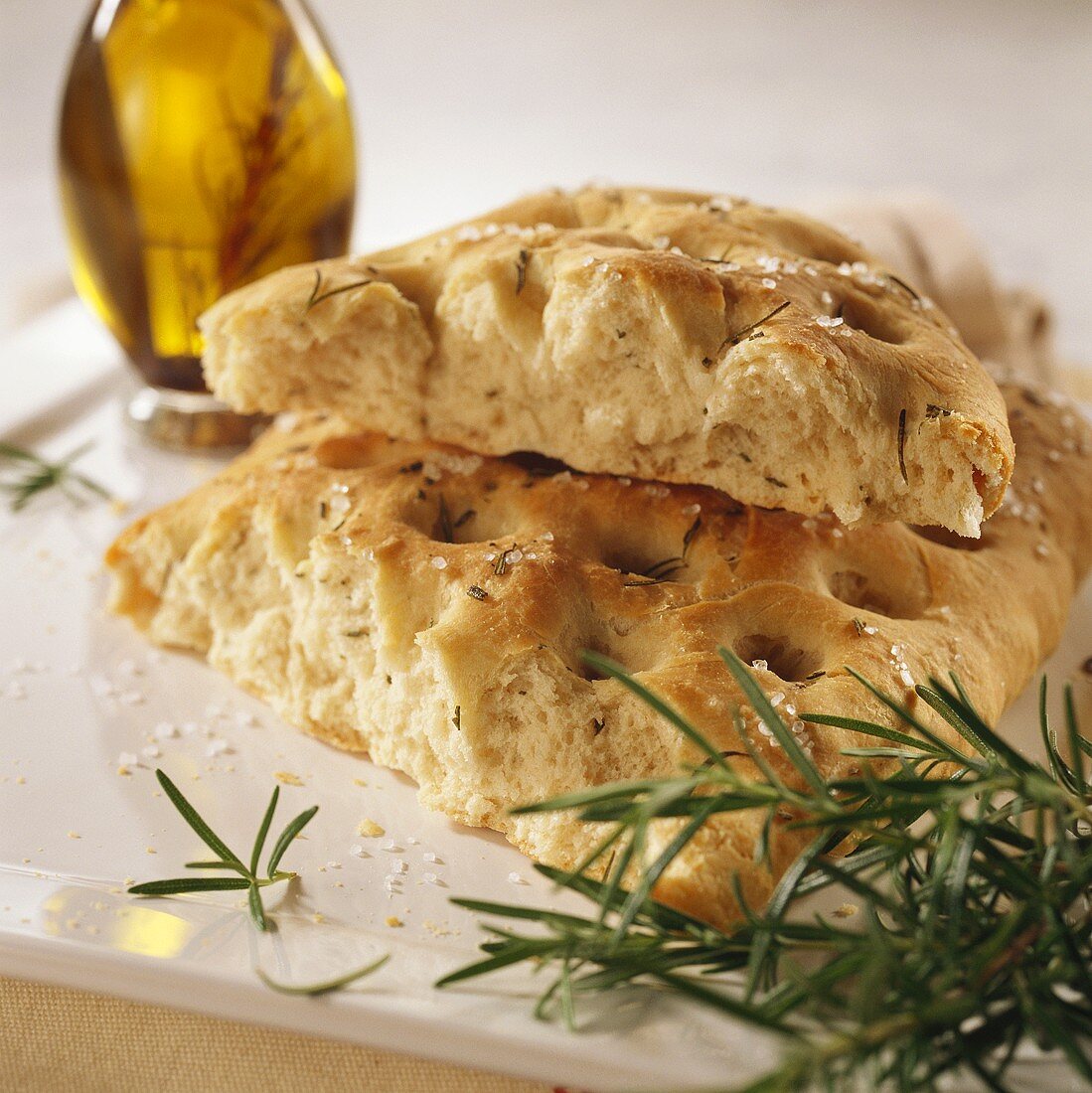 Focaccia al rosmarino (Fladenbrot mit Rosmarin, Italien)