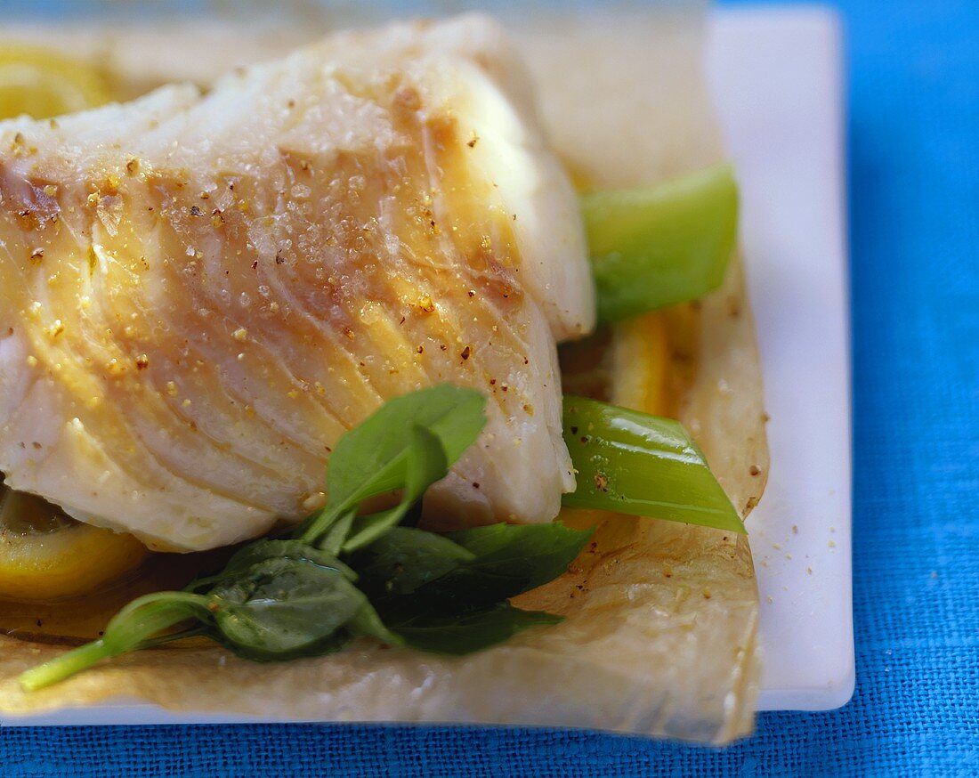 Cod with orange, basil and spring onions