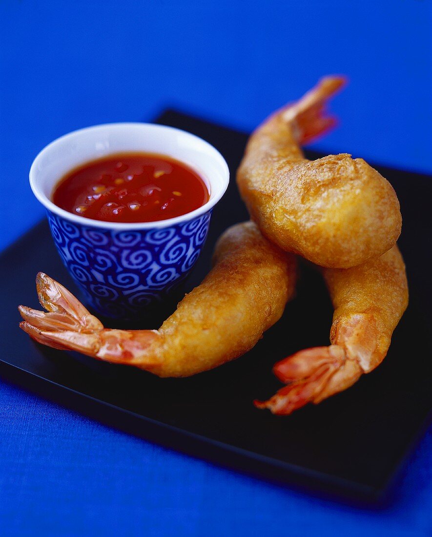 Shrimp tempura with spicy sauce