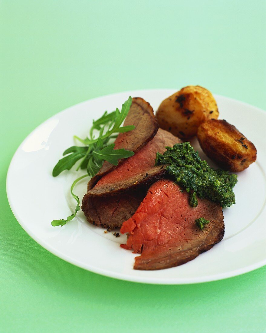 Roast Beef mit Salsa Verde und Kartoffeln