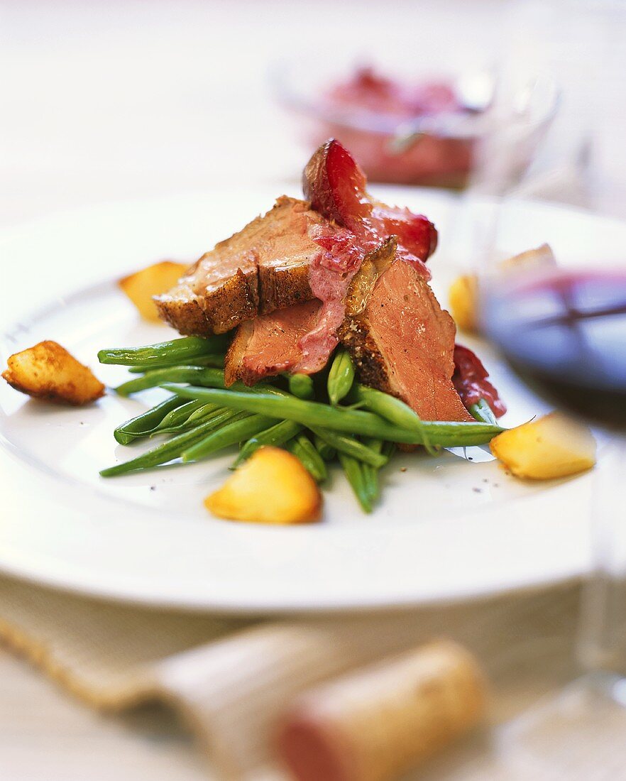 Lamb fillet on green beans