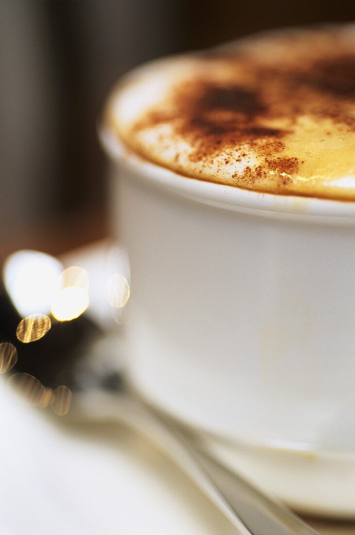 Eine Tasse Cappuccino