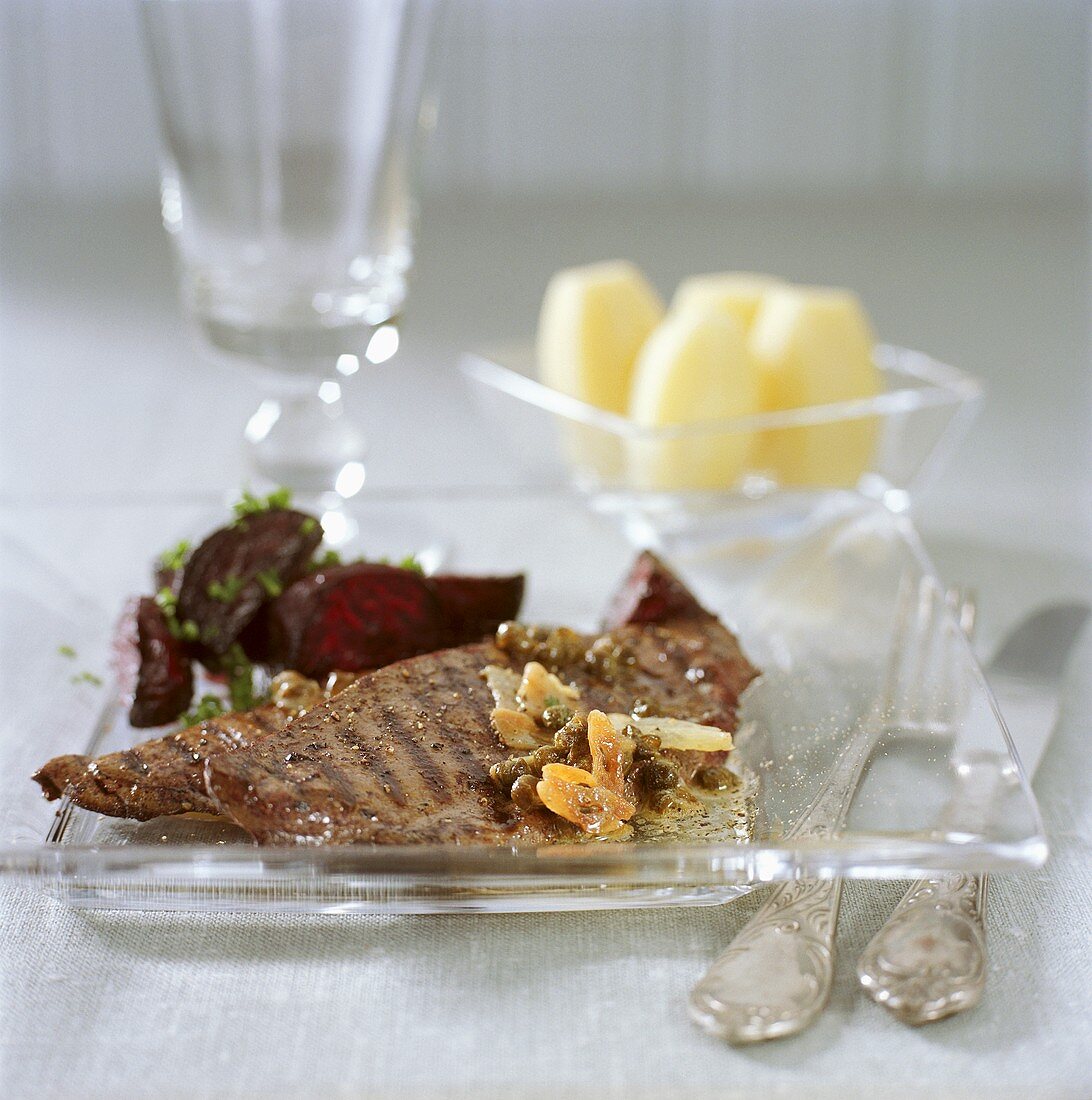 Grilled elk liver with beetroot