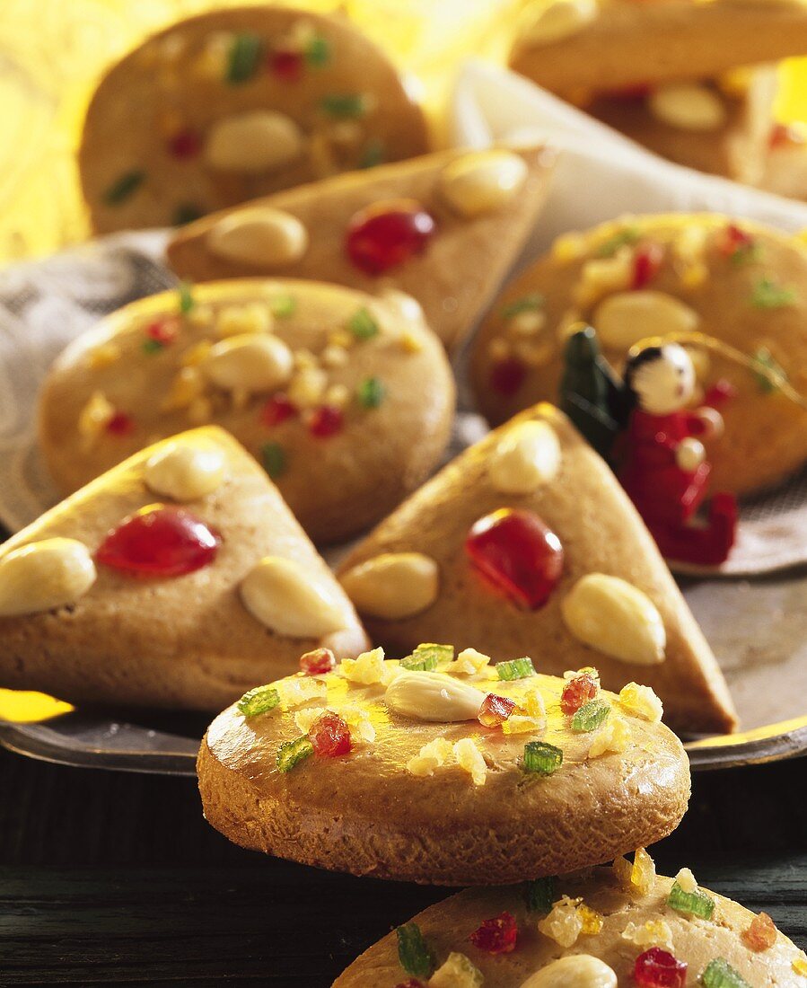 Almond cakes with candied fruit