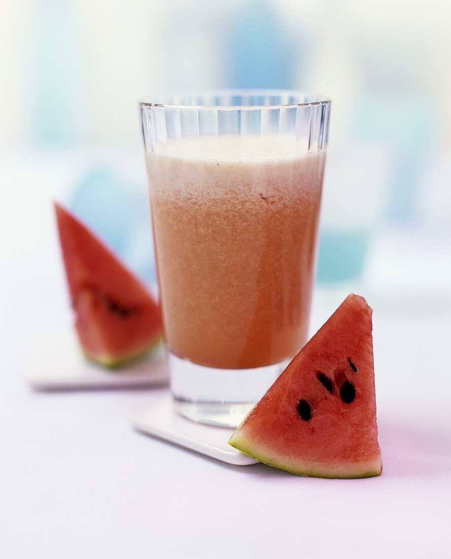 Watermelon drink and pieces of melon