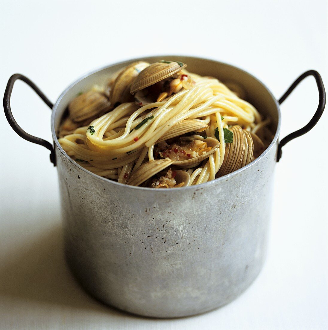 Pan of spaghetti vongole