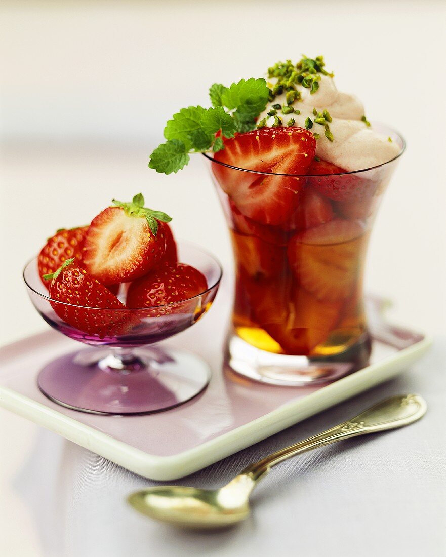 Strawberry dessert with port wine cream