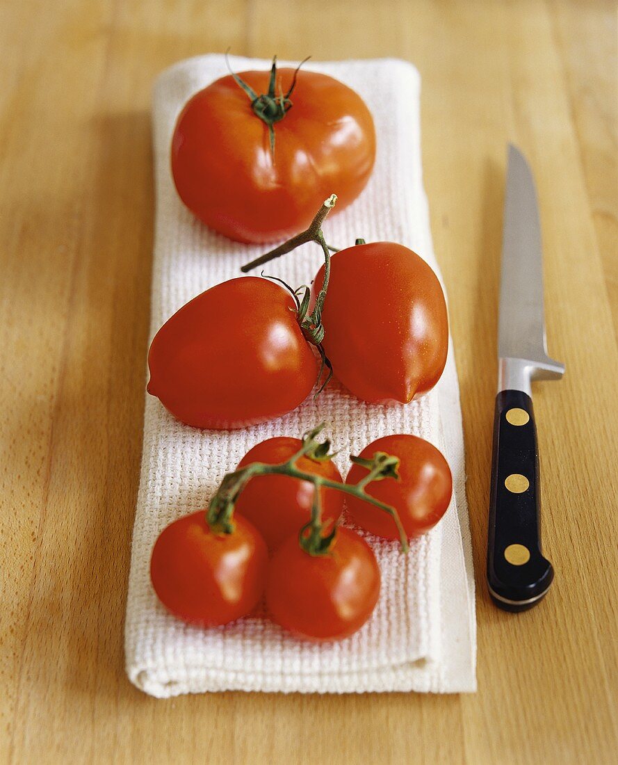 Marmande tomatoes, plum tomatoes and cherry tomatoes