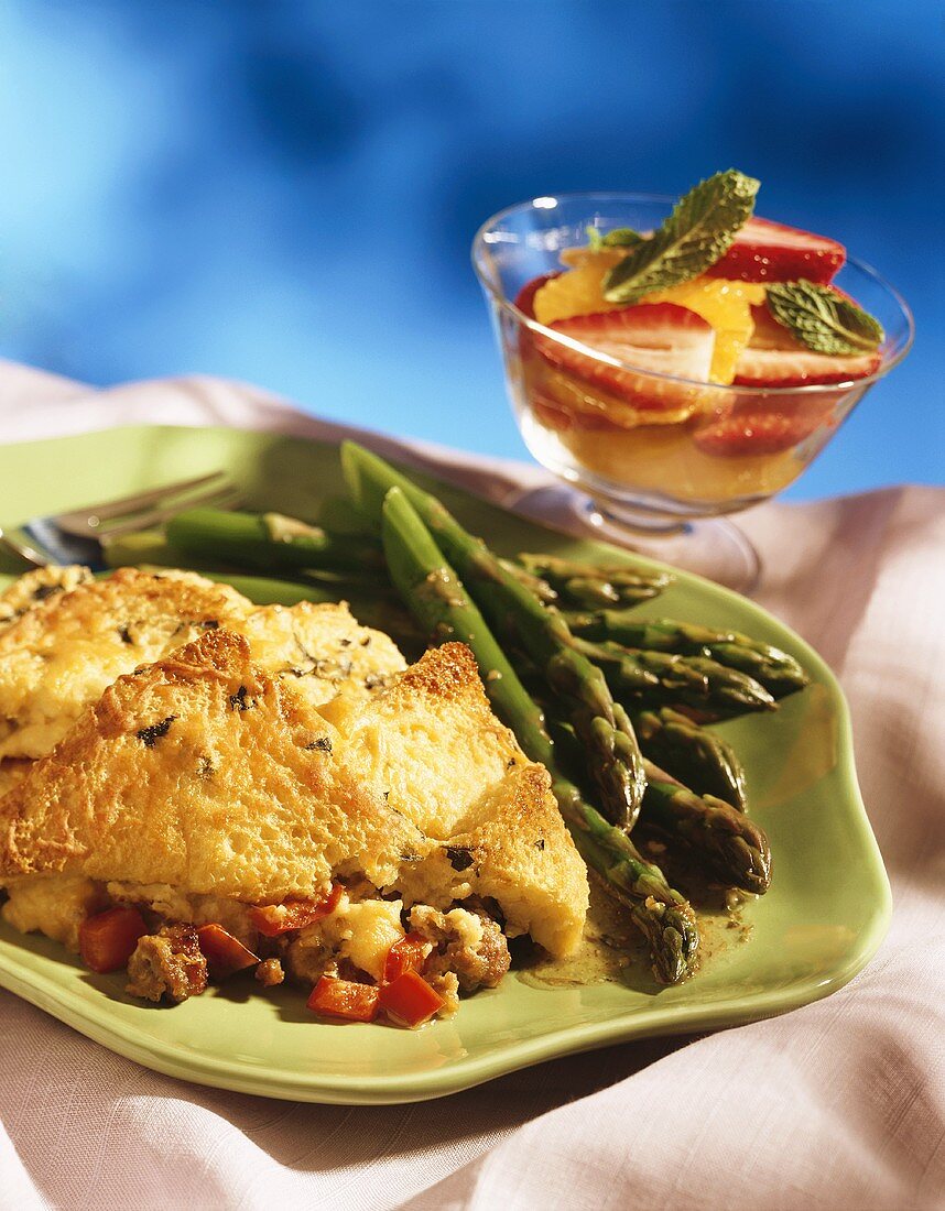 Bread pudding with green asparagus