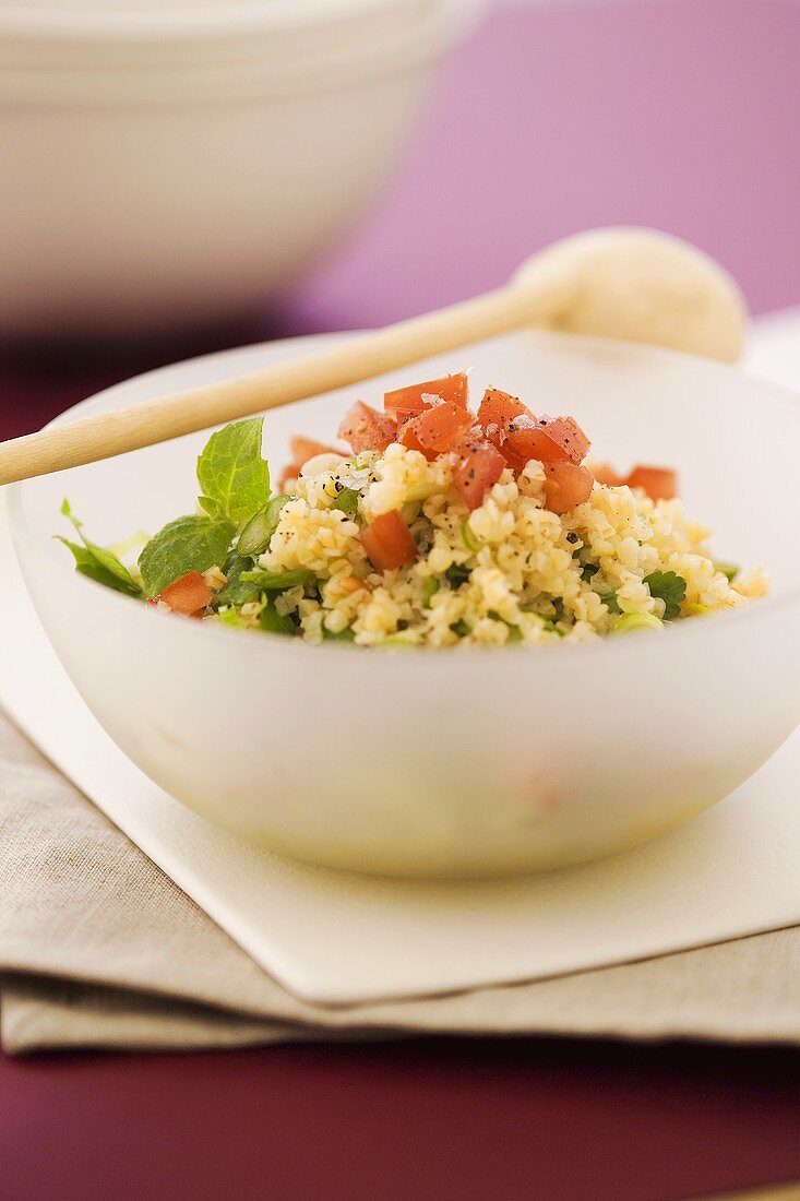 Bulgur wheat salad with tomatoes and herbs