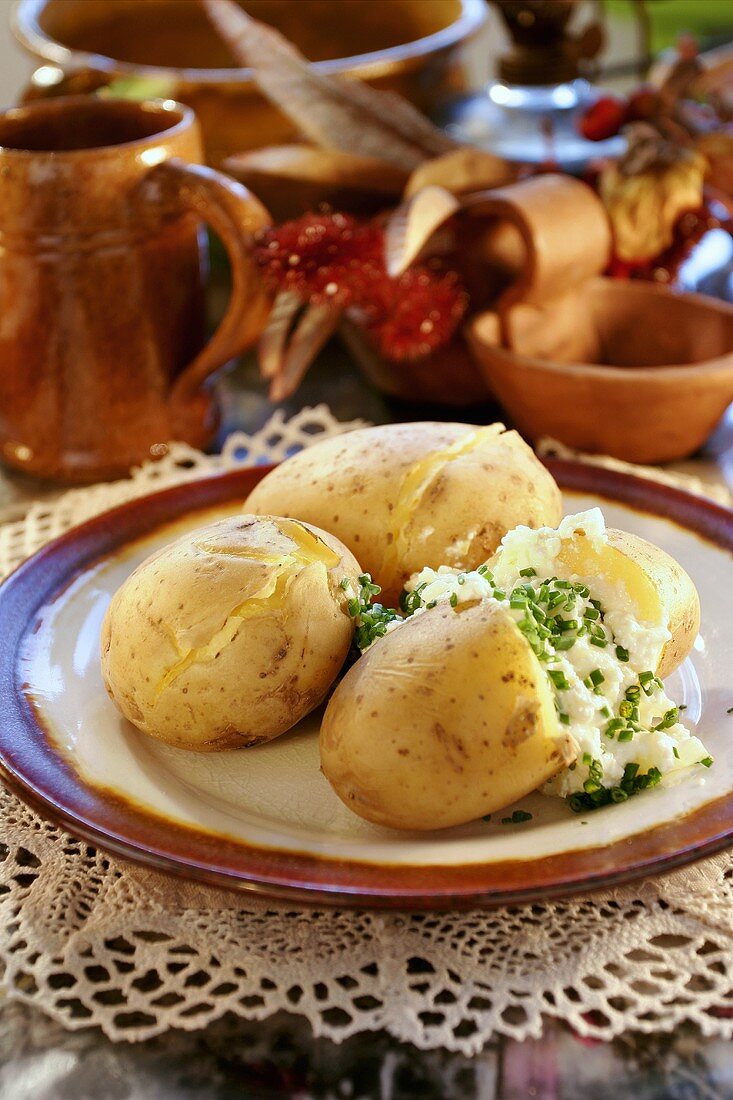 Jacket potatoes with cottage cheese
