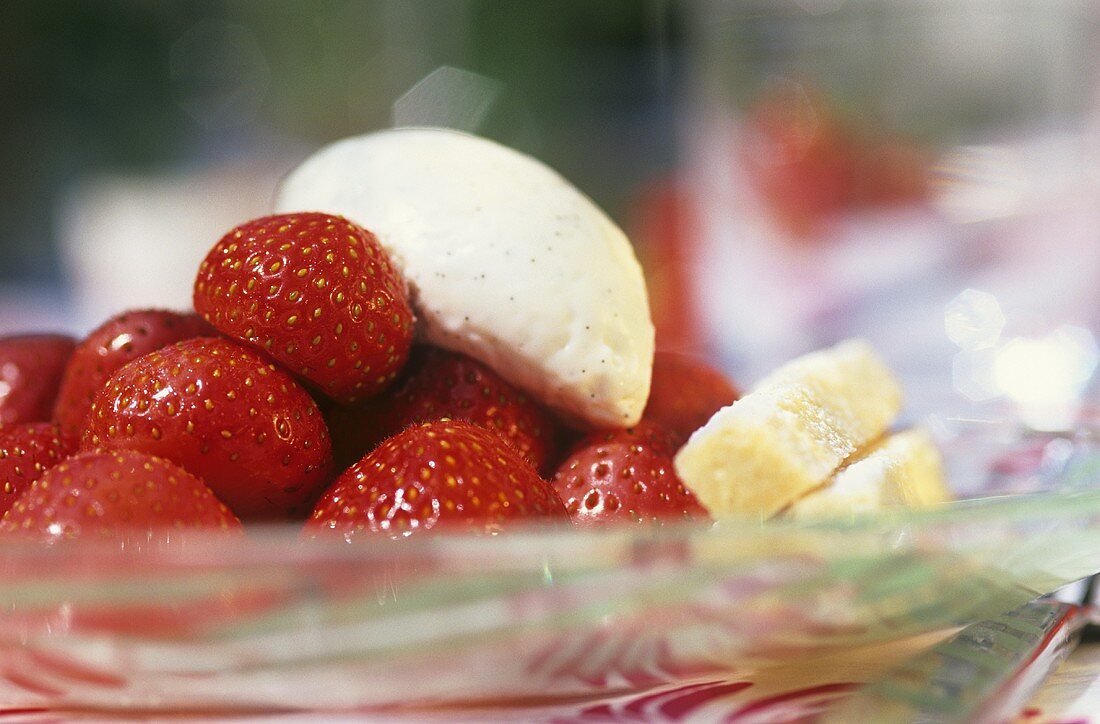 Strawberries poached in champagne with shortbread & mascarpone