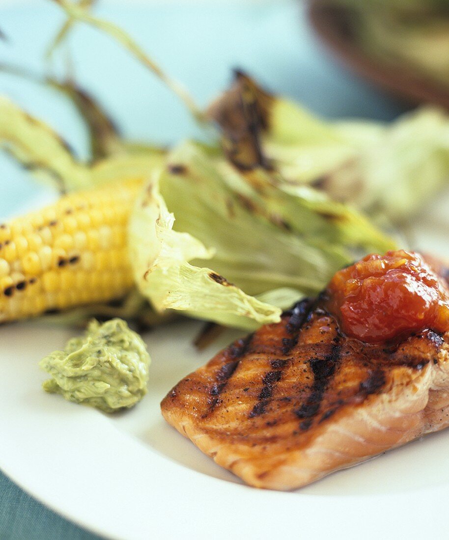 Grilled salmon fillet with tomato relish & corn on the cob