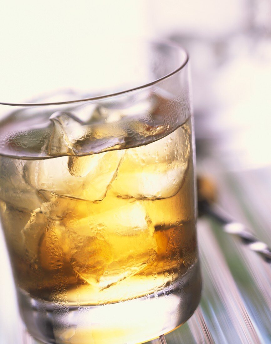 Stinger: Cocktail mit Cognac und weißem Pfefferminzlikör