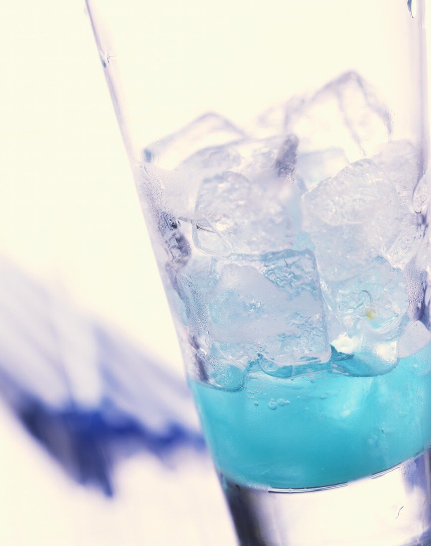 Blue Sky: cocktail made with non-alcoholic Blue Curaçao