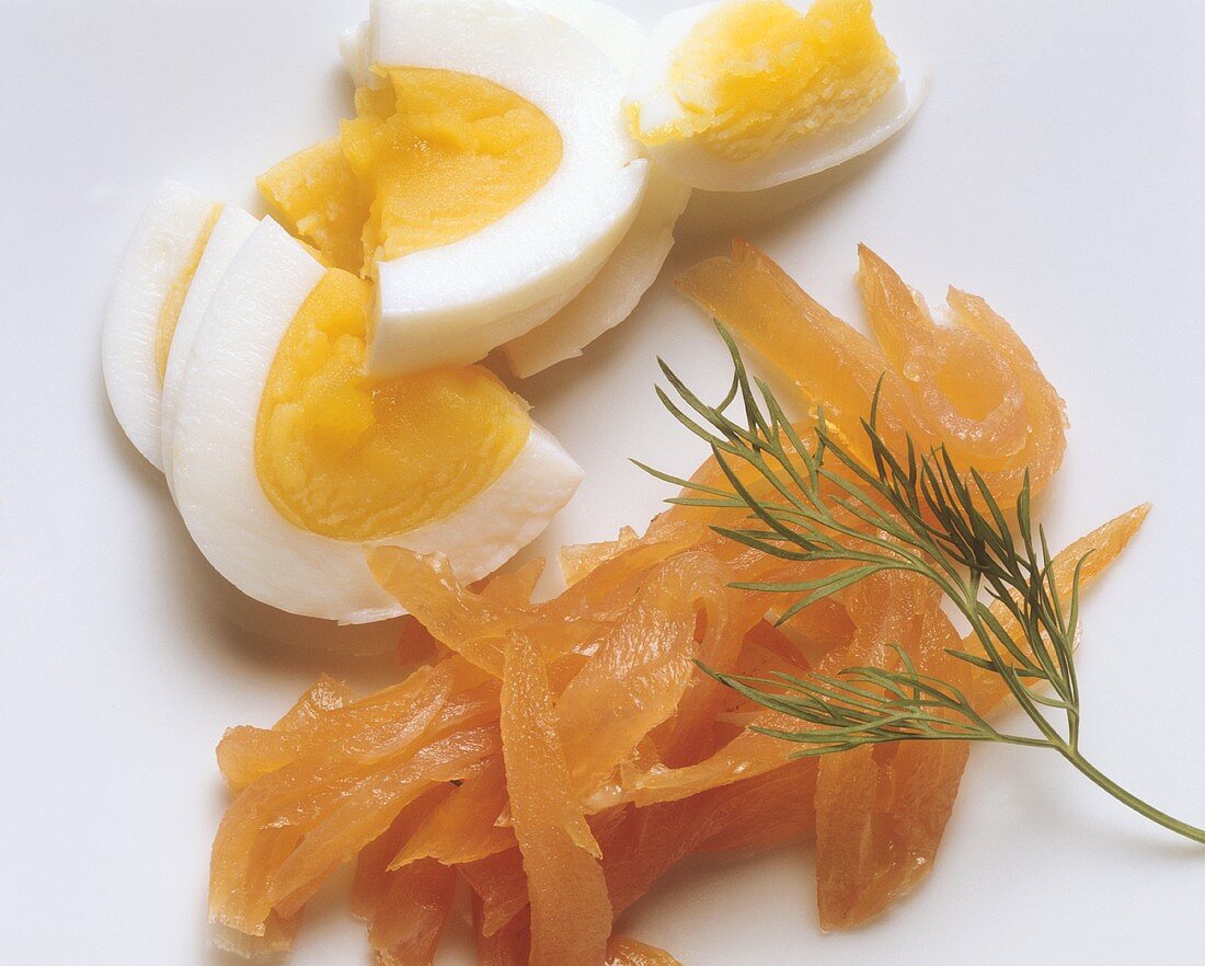 Smoked Salmon in Strips & boiled Egg
