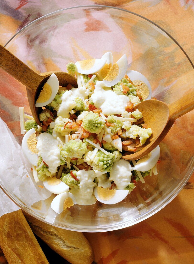 Romanesco Salad with Cheese & boiled Eggs