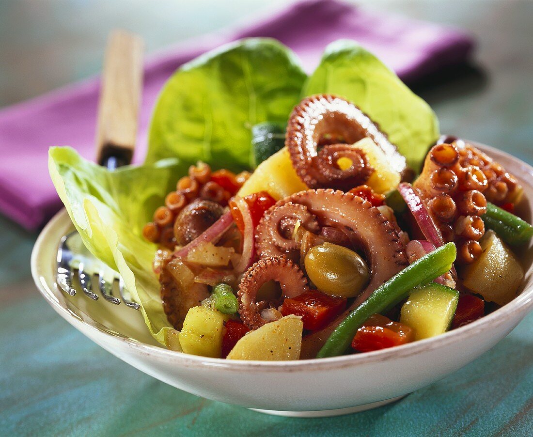Salad with octopus and vegetables