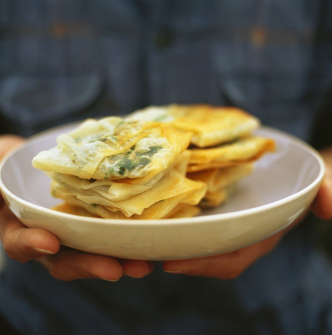 Spinach parcels in filo pastry