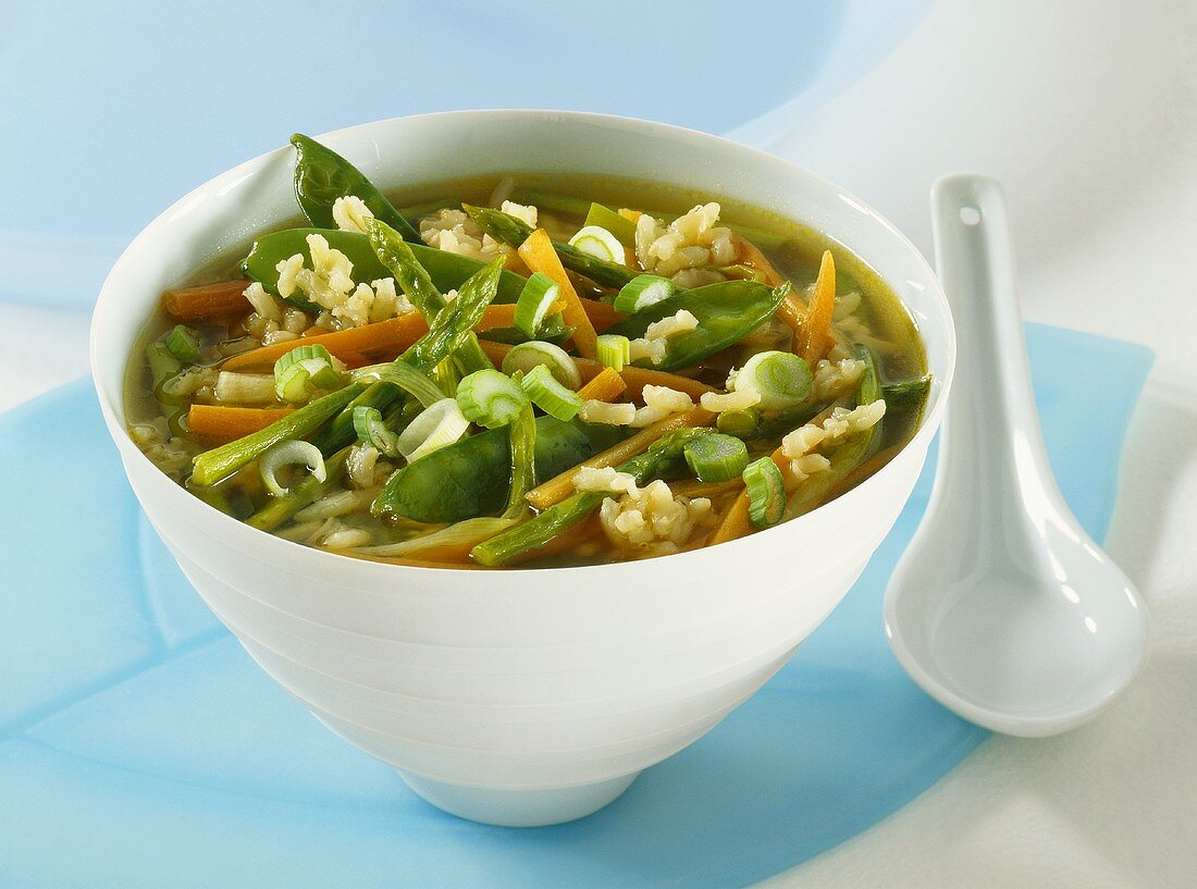 Vegetable soup with rice