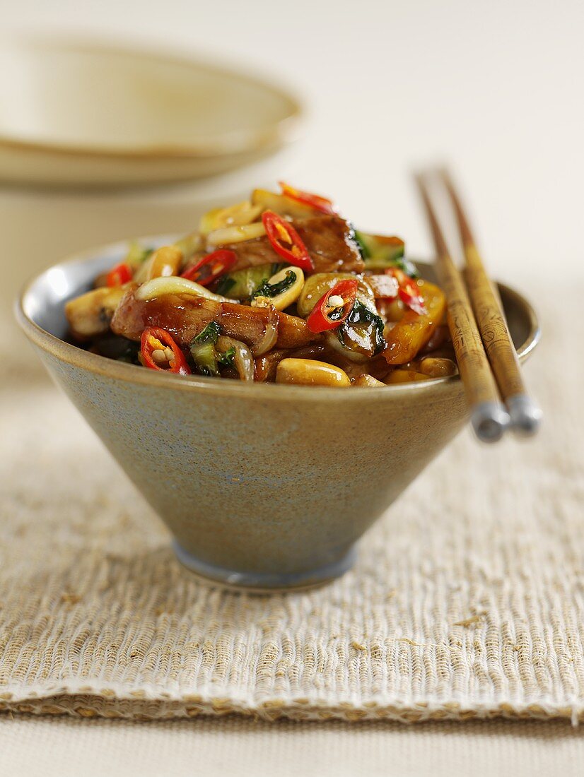 Roast pork with chili in a bowl