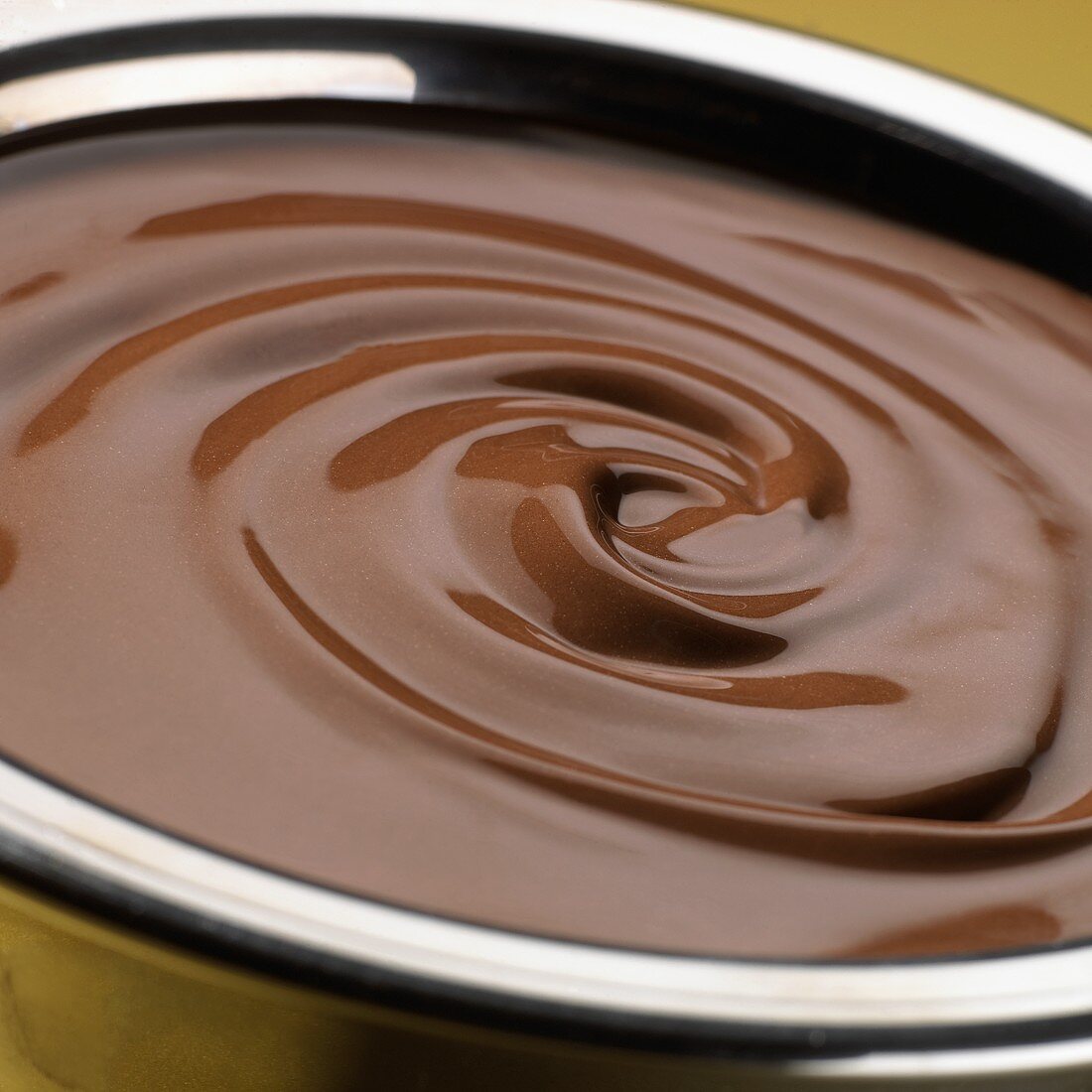 A bowl of melted chocolate