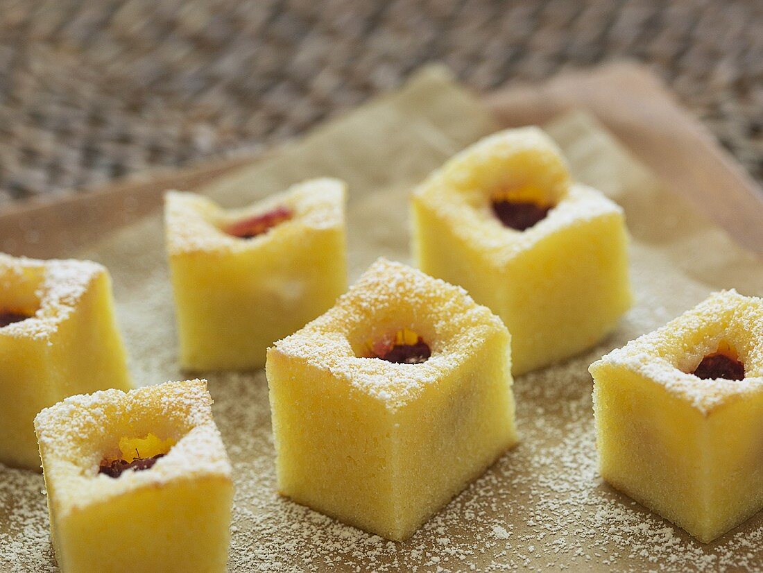 White chocolate slices with raspberries