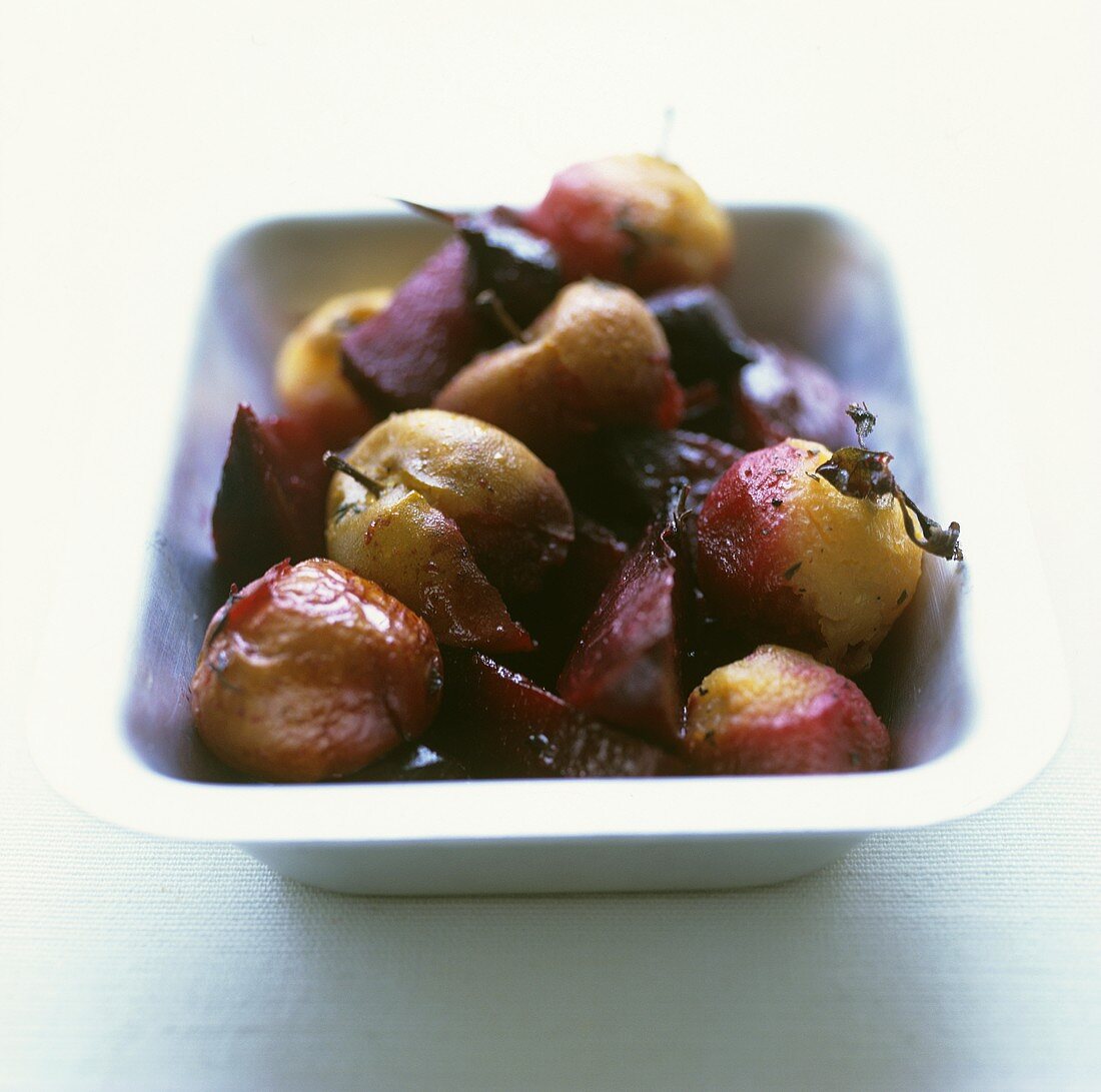 Gebratene Äpfel mit Roter Bete