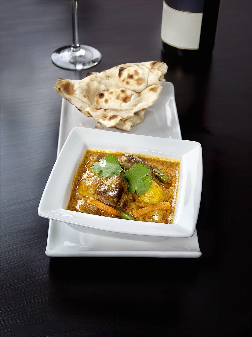 Lamb with vegetables in an Indian sauce