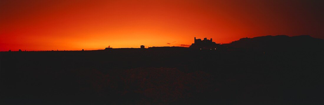 San Vicente de la Sonsierra am Abend, Rioja Alta, Spanien