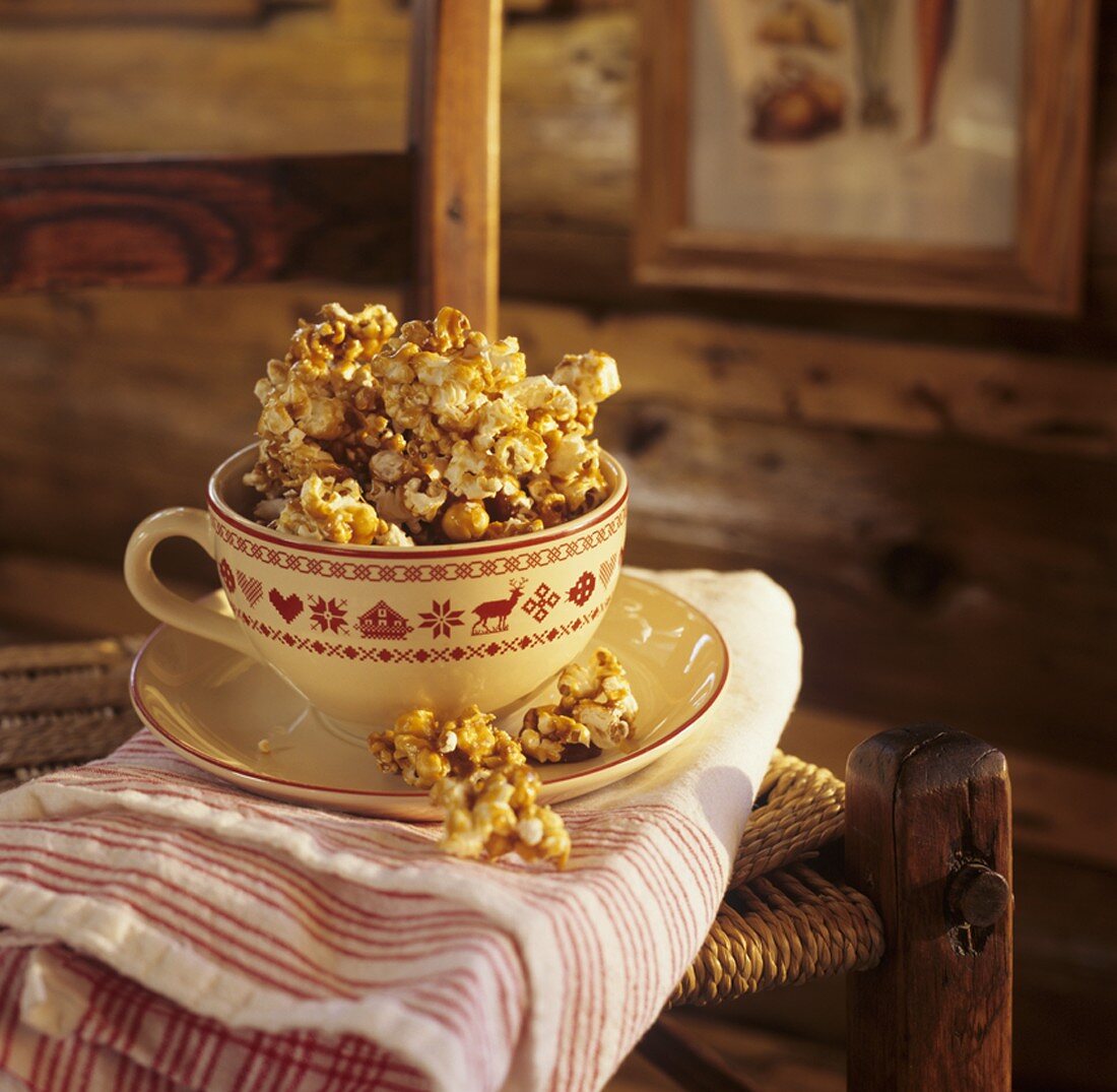 Popcorn with maple syrup