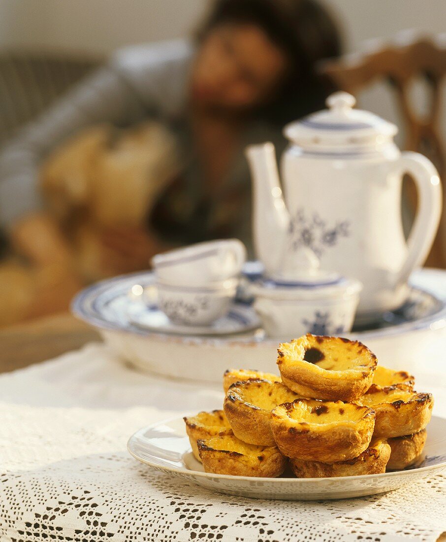 Pasteis de Nata (Portuguese custard tarts)