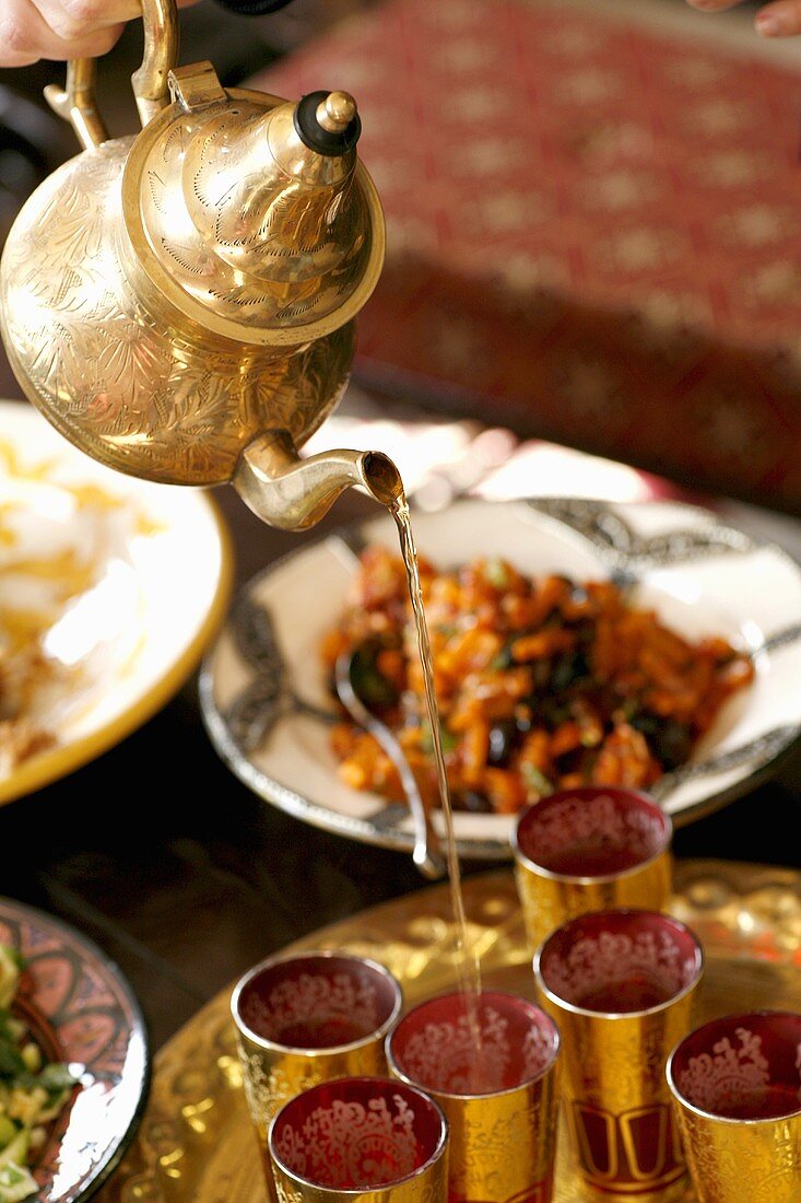 Pouring tea (Morocco)