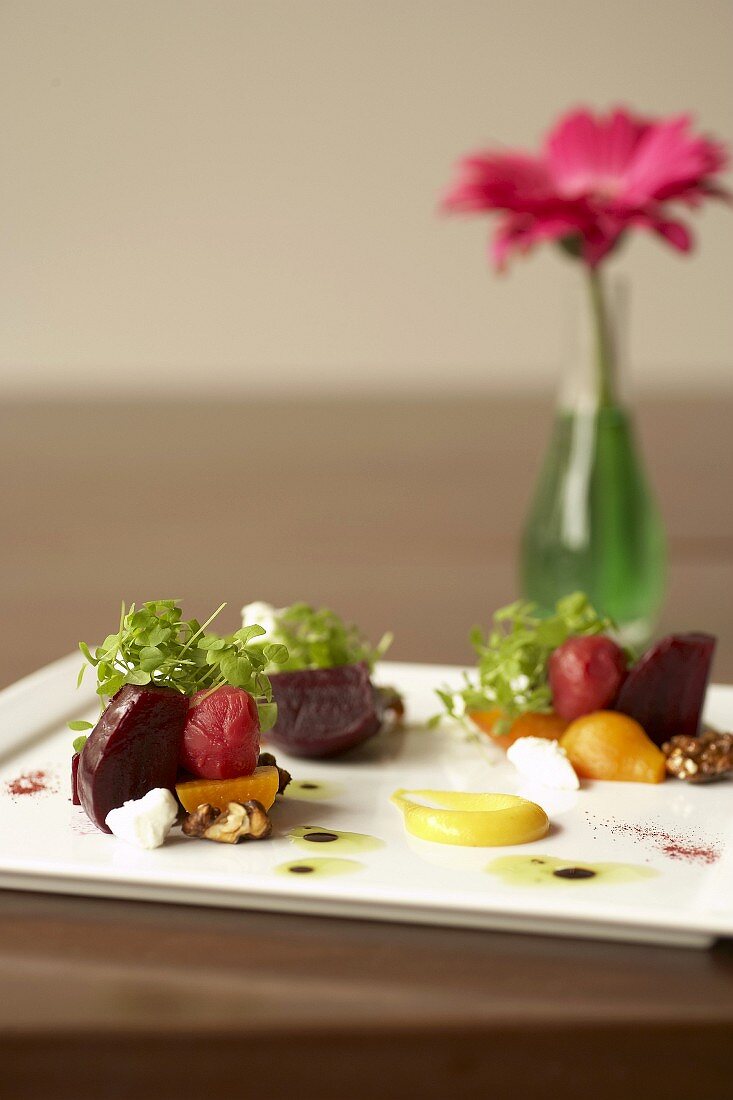 Appetiser plate with beetroot