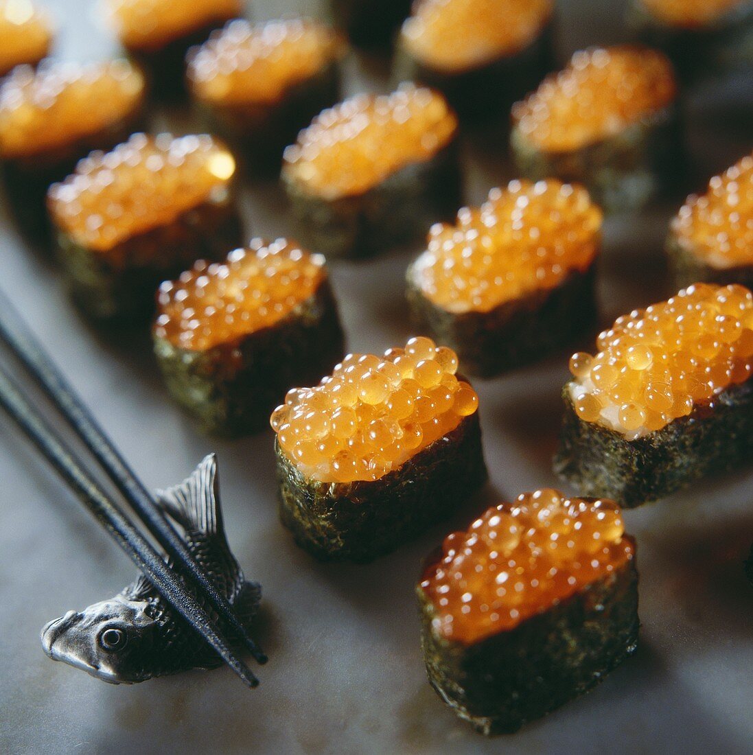 Lachskaviar-Sushi