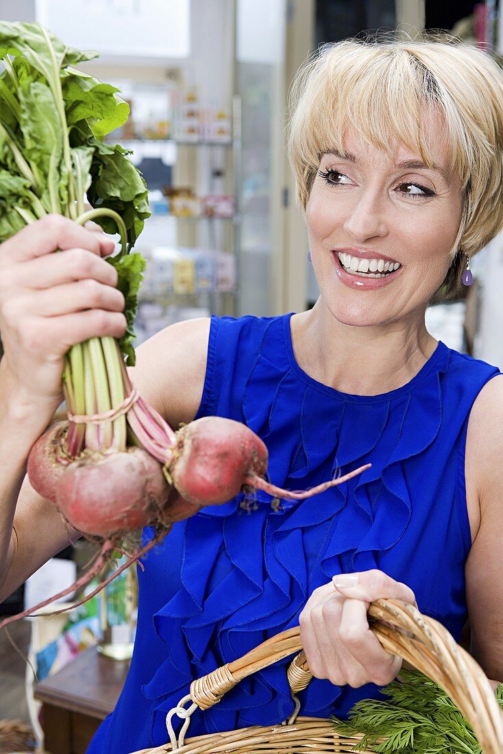 Woman with beetroot