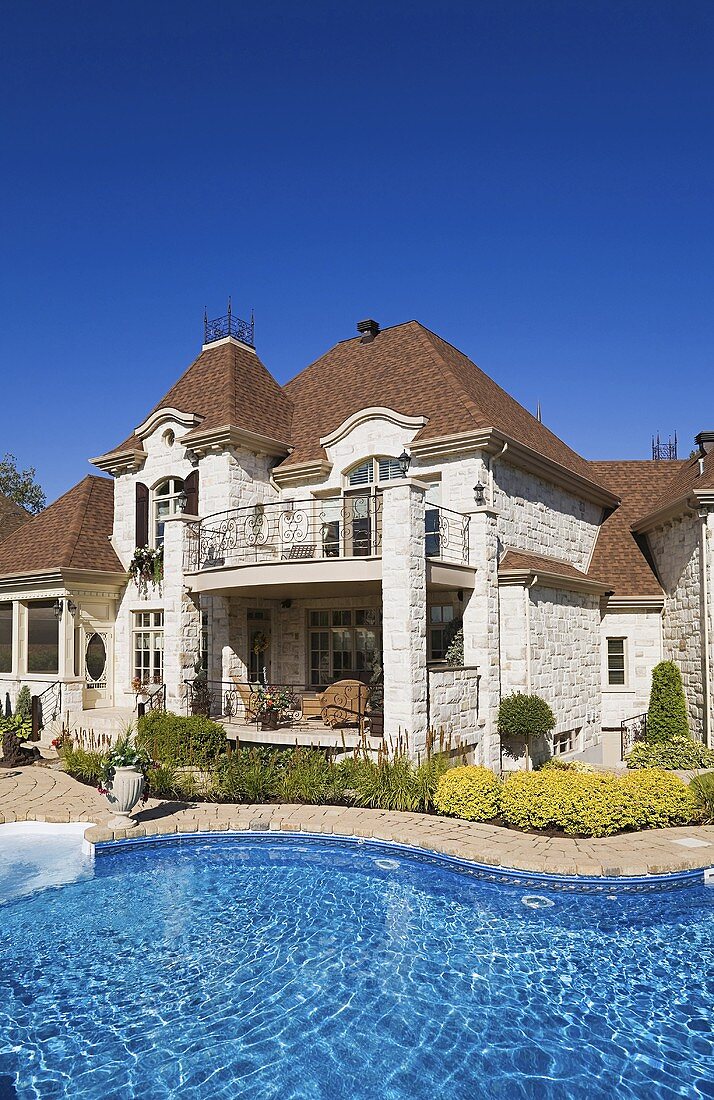 Large house with swimming pool