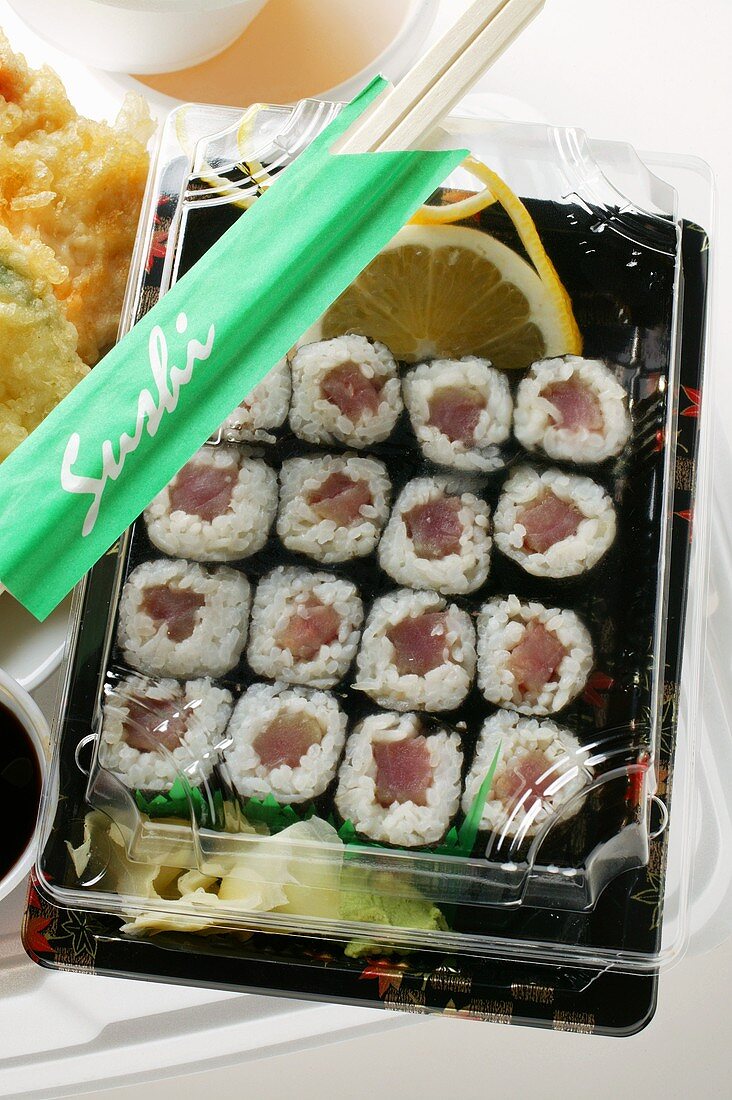 Maki sushi to go