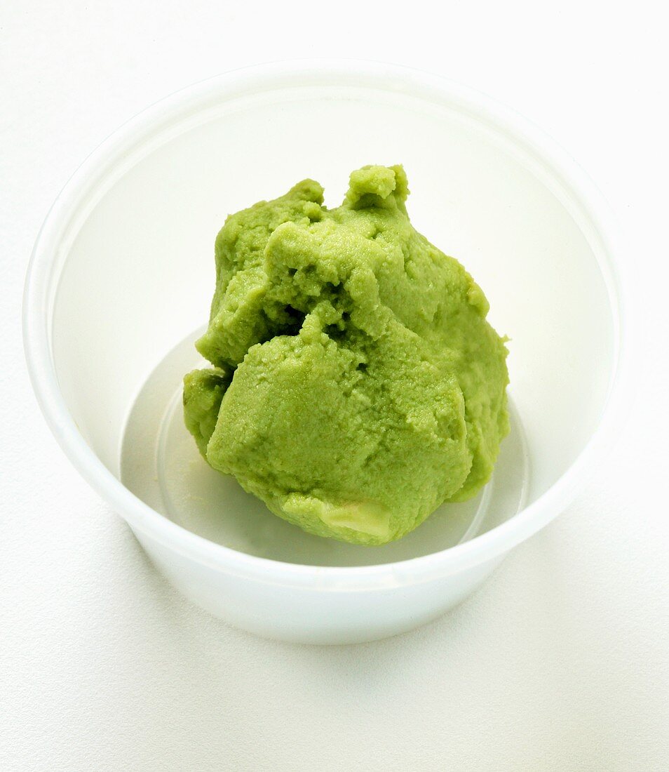 Sushi accompaniments: wasabi