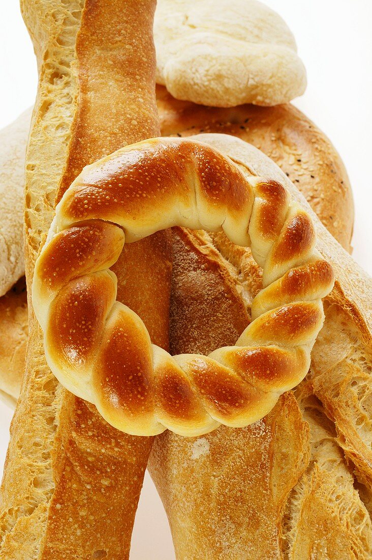 Flatbread, ciabatta, white bread ring and baguette