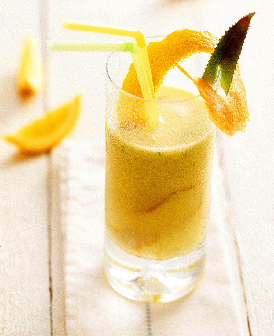 Orangendrink mit Aloe vera