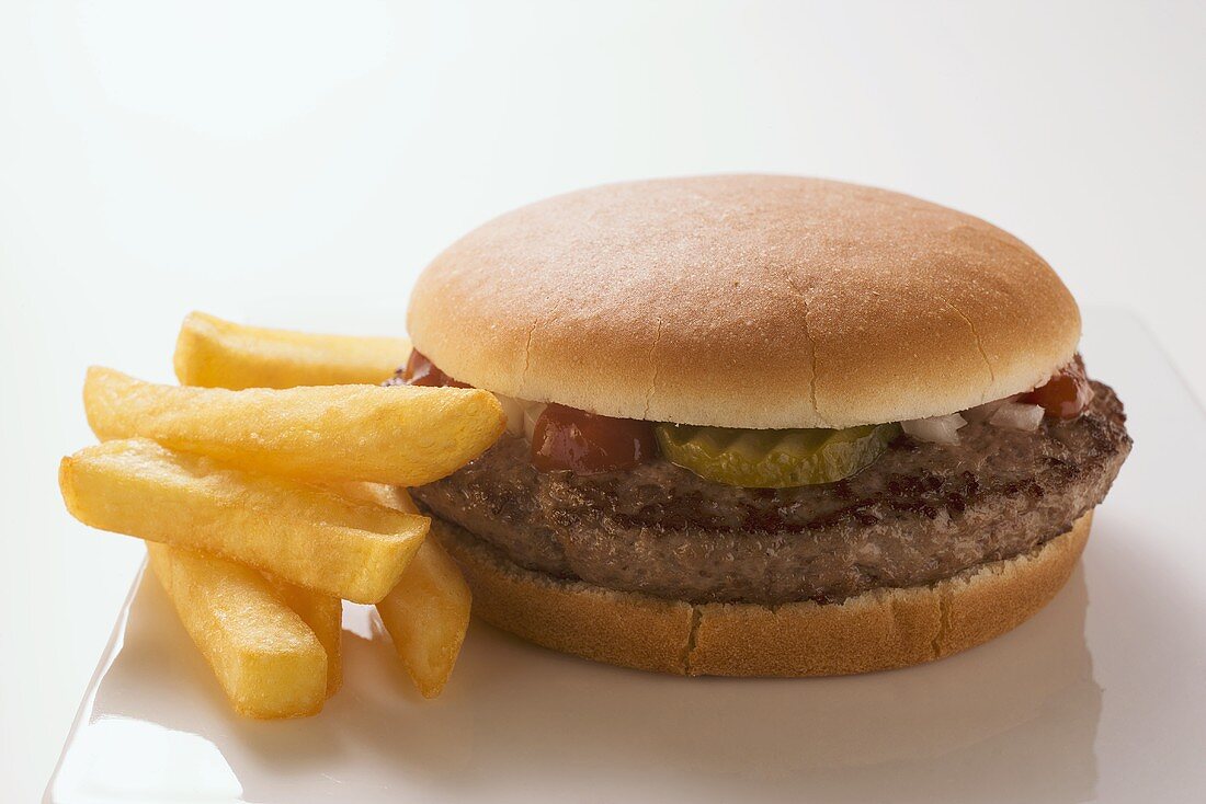 Hamburger with chips