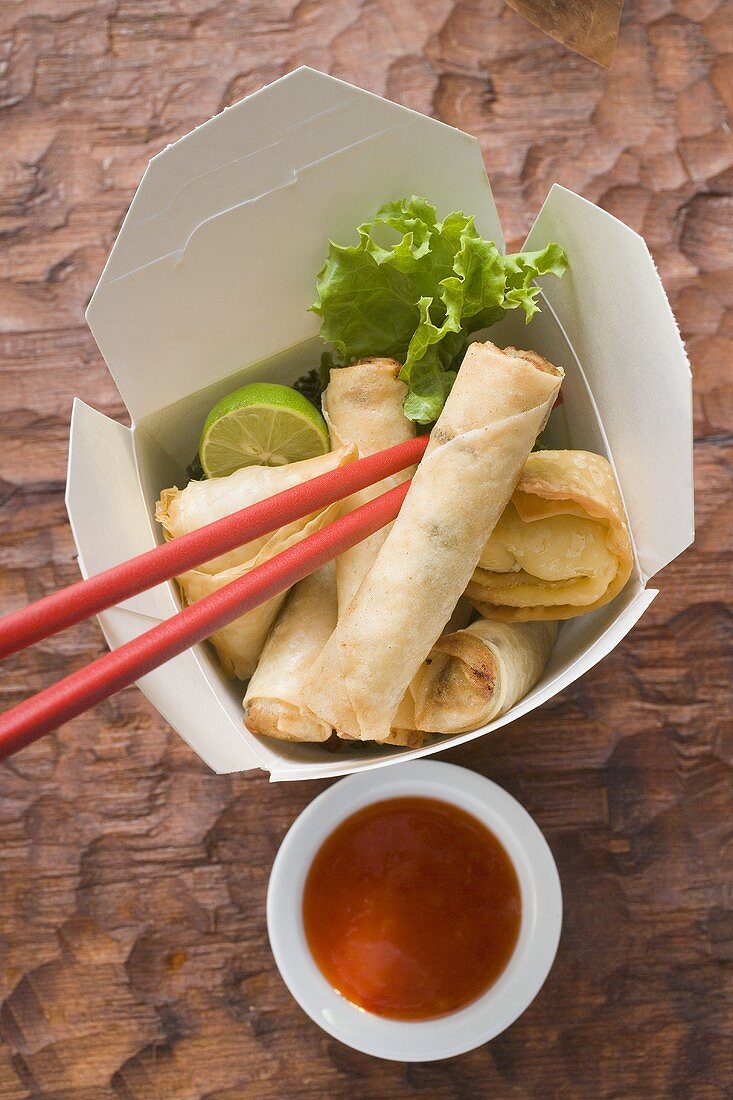 Deep-fried wontons and spring rolls to take away