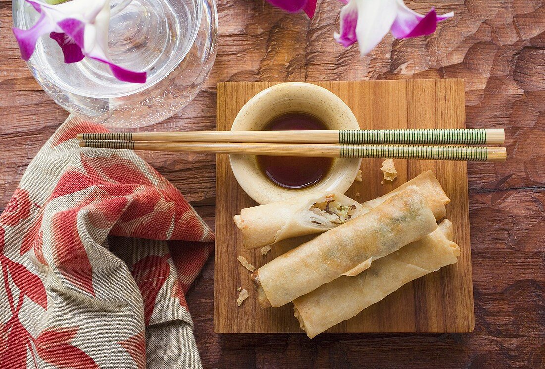 Spring rolls with soy sauce (Thailand)